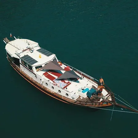 Borgo Acqua 公寓 *